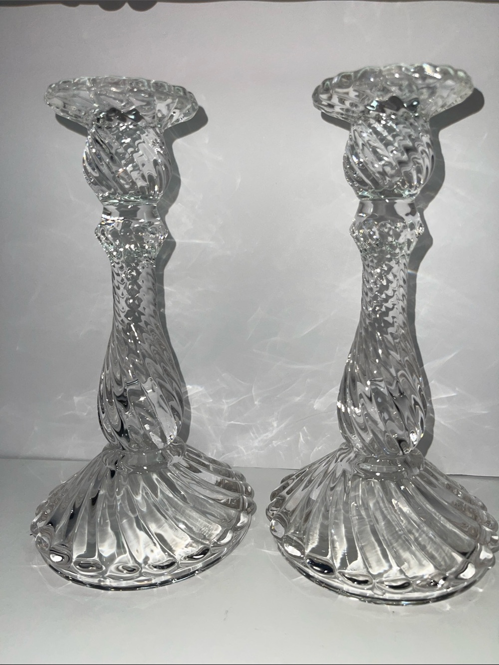 Vintage Clear Glass Swirl Candlesticks Pair 7.5” Twisted Stem Scalloped Base